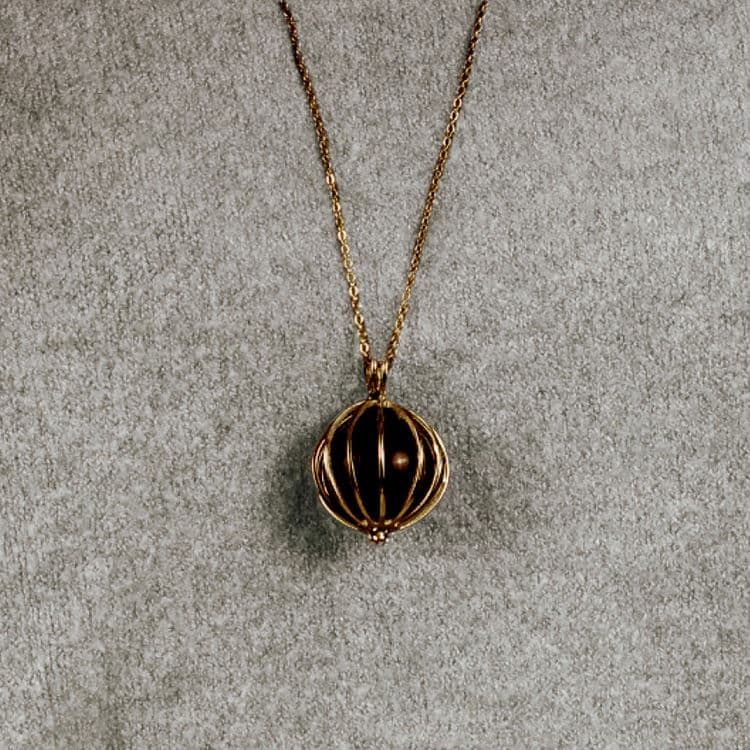 Schmuckset Harmony vergoldet (Käfiganhänger, Kette 70 cm, eine Natursteinkugel nach Wahl)