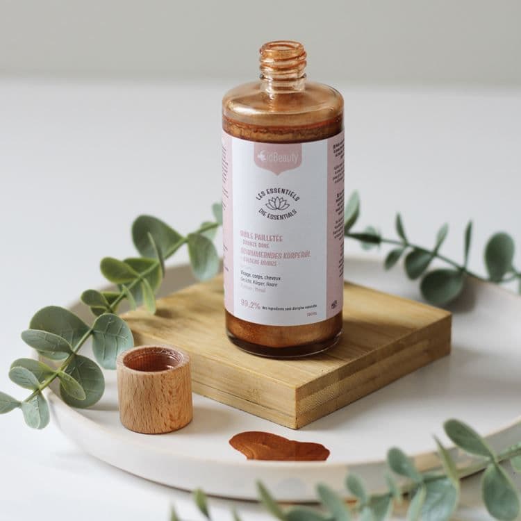 Schimmerndes Öl für Haut & Haar