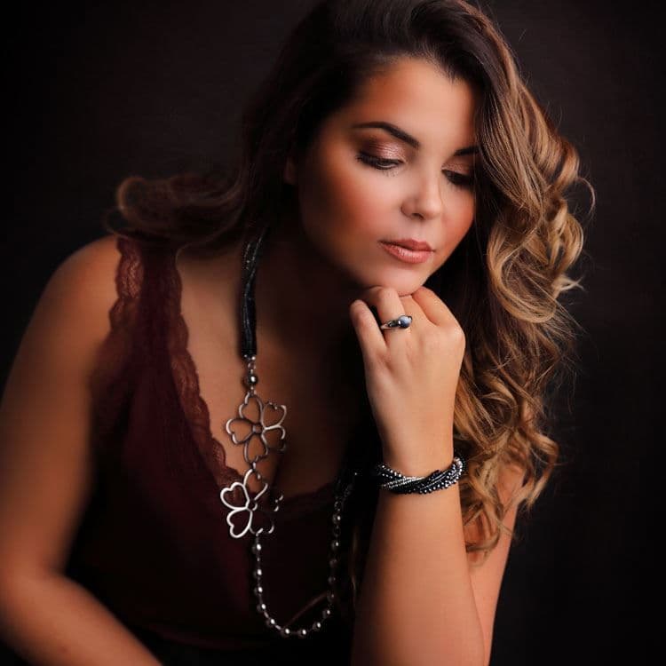 Bracelet rangs noirs